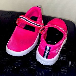 Toddler girls Sperry Velcro pink slip on flats.